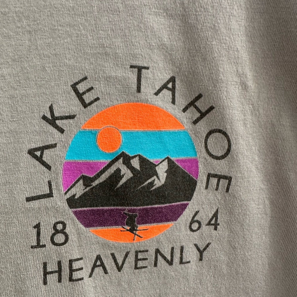 Lake Tahoe Heavenly SKI Resort Long Sleeve Gray T-Shirt w VTG Neon Ski Graphics - Picture 3 of 7